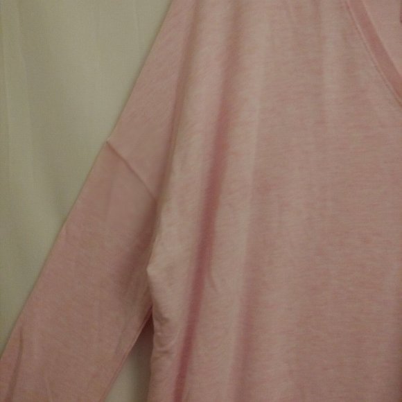 Lilly Pulitzer luxletic oversize blush pink long sleeve top small - Picture 5 of 13